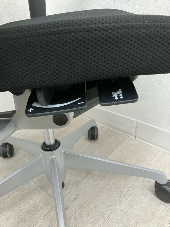 オカムラChoral（コーラル）チェア 可動肘付コーラルチェア 商品画像16