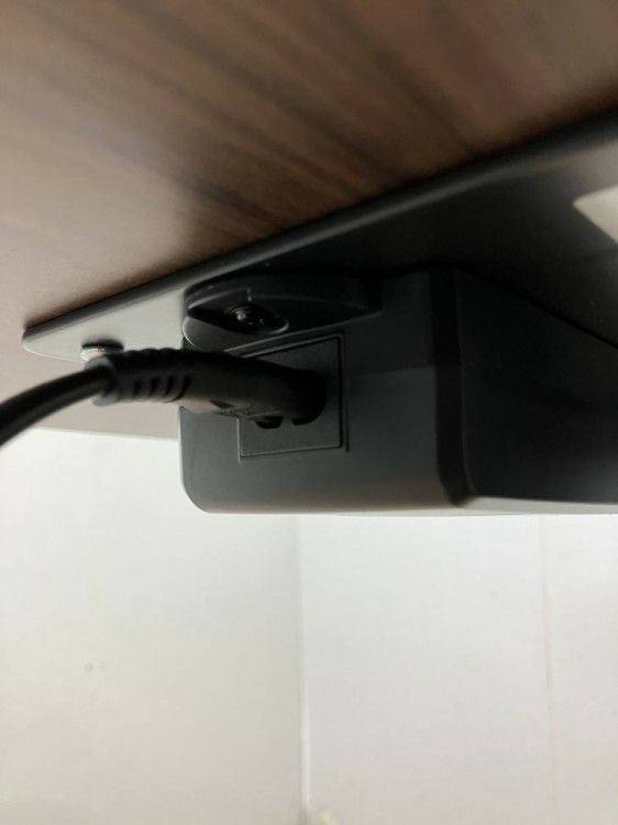 solo3シリーズ 電動昇降式テーブル 商品画像6