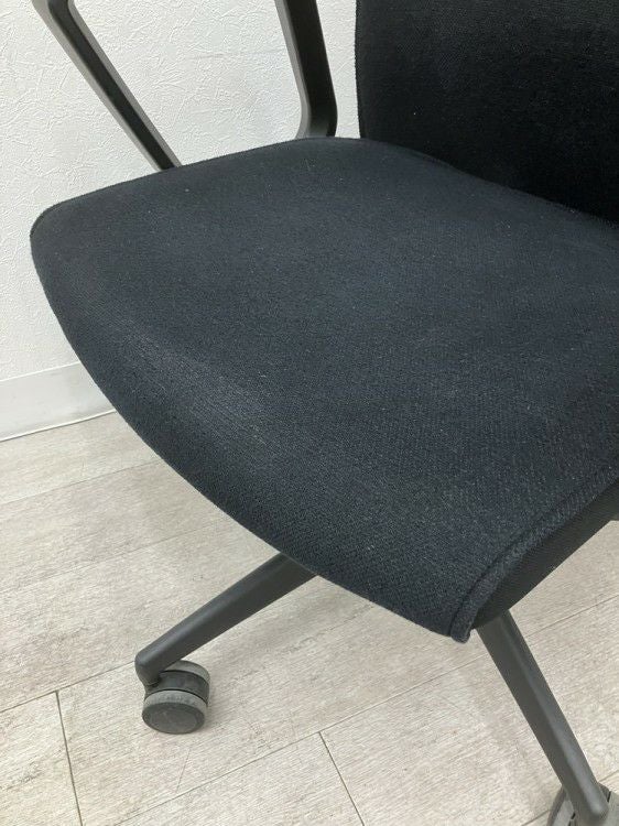 コクヨPUNTO(プント)チェア 固定肘付プントチェア 商品画像8