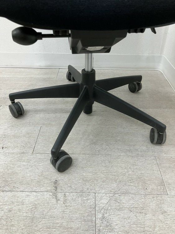 コクヨPUNTO(プント)チェア 固定肘付プントチェア 商品画像13