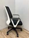 イトーキnona(ノナ)シリーズ 固定肘付ノナチェア 商品画像4