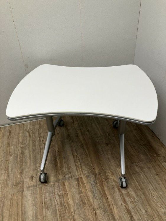 コクヨアットラボシリーズ 1060サイドスタックテーブル 商品画像1