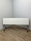 イトーキHXシリーズ 1800サイドスタックテーブル 商品画像1