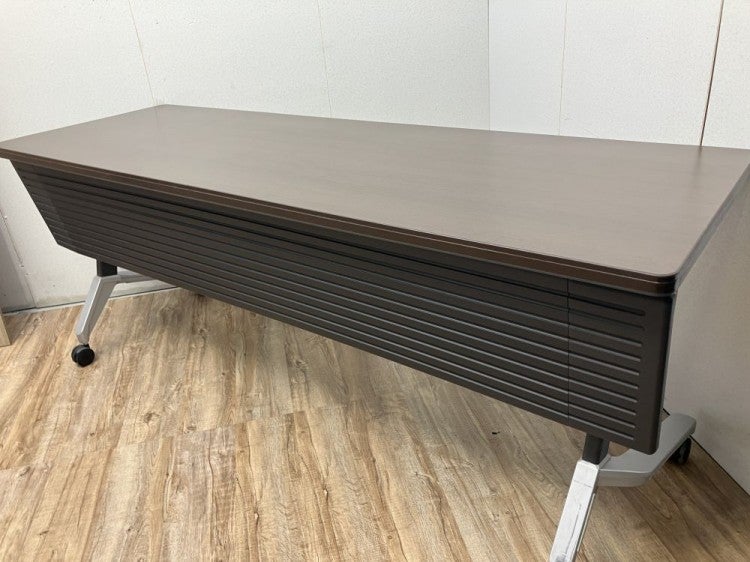 コクヨ1800サイドスタックテーブル 商品画像2
