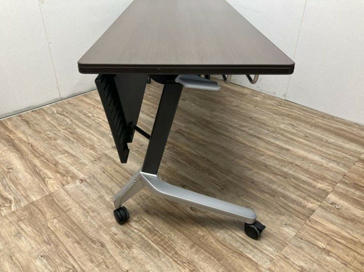 コクヨ1800サイドスタックテーブル 商品画像4