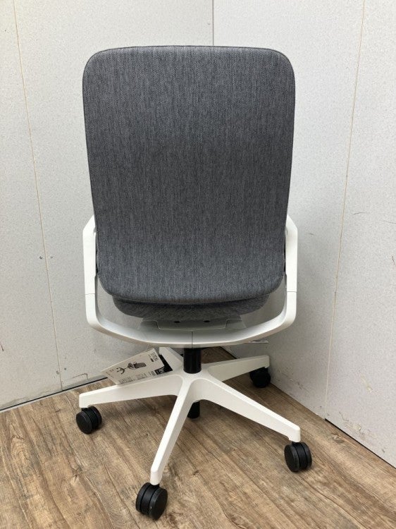 イトーキ肘付きレヴィチェア 商品画像5