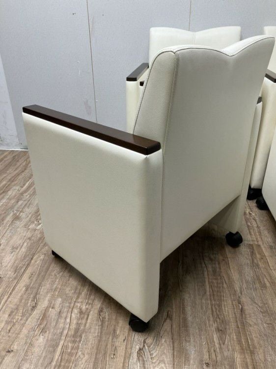 イトーキ応接会議チェア4脚セット 商品画像5