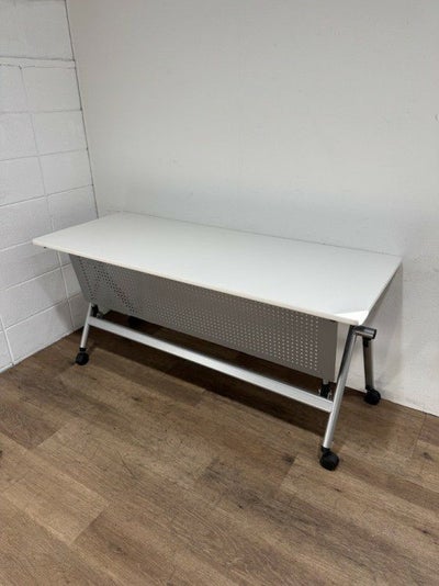 イトーキNX(エヌエックス)シリーズ 平行スタックテーブル 商品画像1