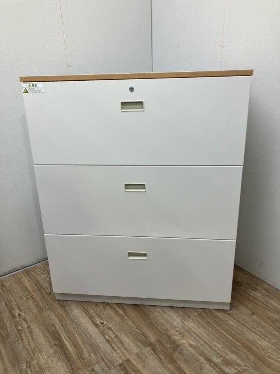 イトーキシンラインシリーズ 天板付3段ラテラル書庫 商品画像1