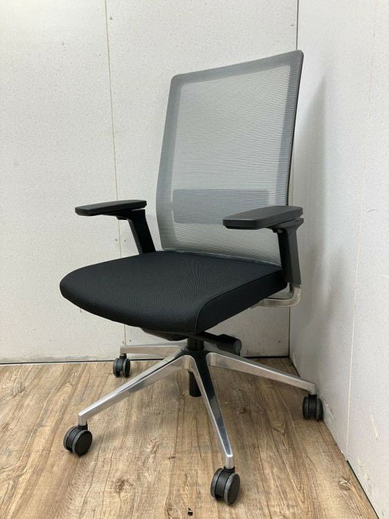 可動肘付OAチェア 商品画像1