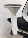 コクヨDuora(デュオラ)チェア 可動肘付デュオラチェア 商品画像13