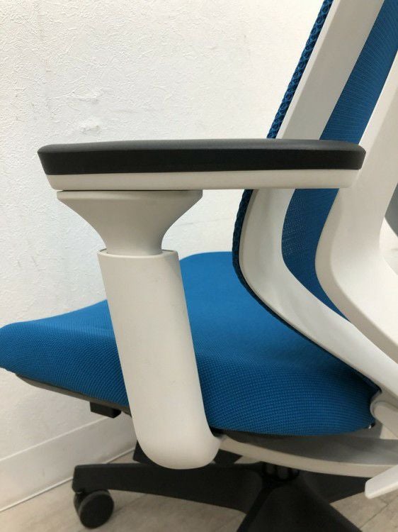 コクヨDuora(デュオラ)チェア 可動肘付デュオラチェア 商品画像14