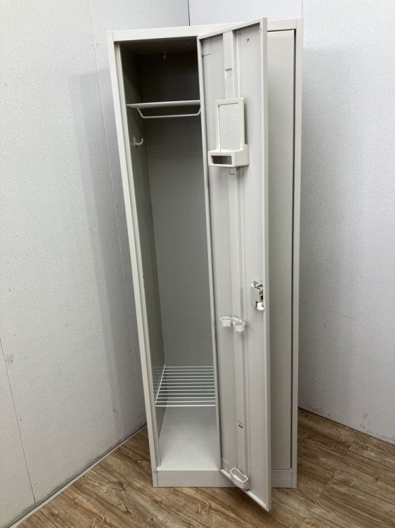オカムラFZタイプシリーズ 2人用ロッカー 商品画像3