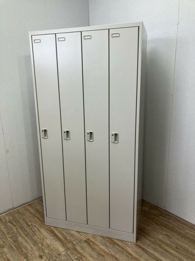 オカムラFZタイプシリーズ 4人用ロッカー 商品画像1