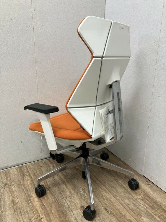 イトーキ可動肘付フリップフラップチェア 商品画像6