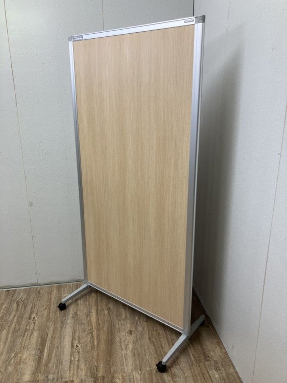 オカムラ910自立パーテーション 商品画像2