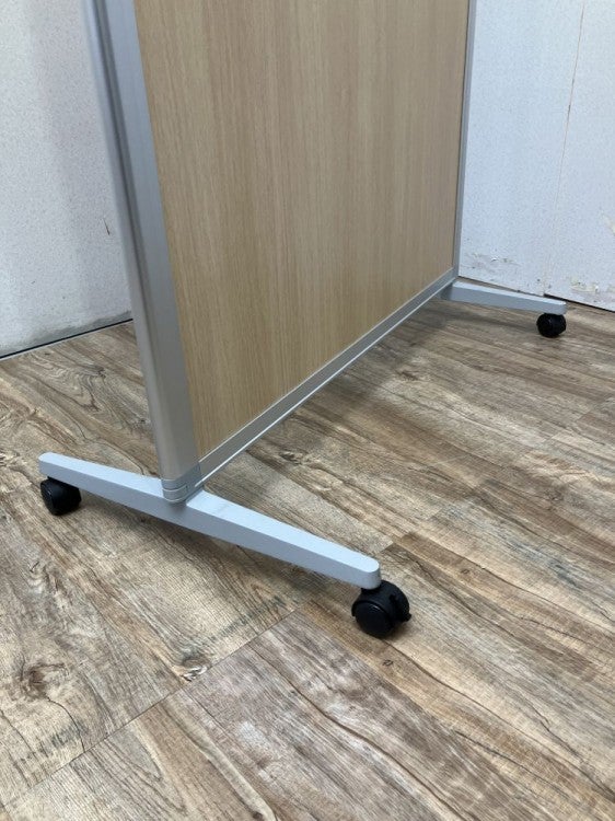 オカムラ910自立パーテーション 商品画像4