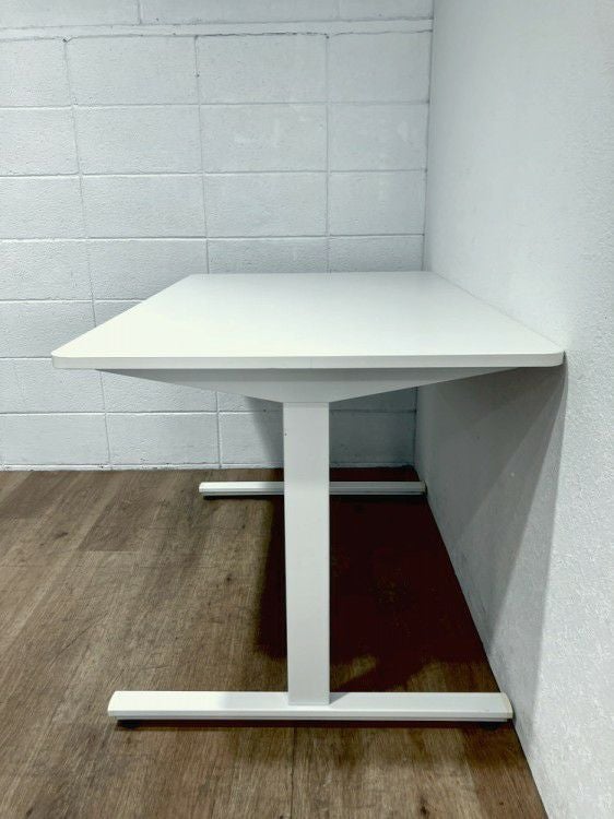 イトーキDCシリーズ ミーティングテーブル 商品画像5