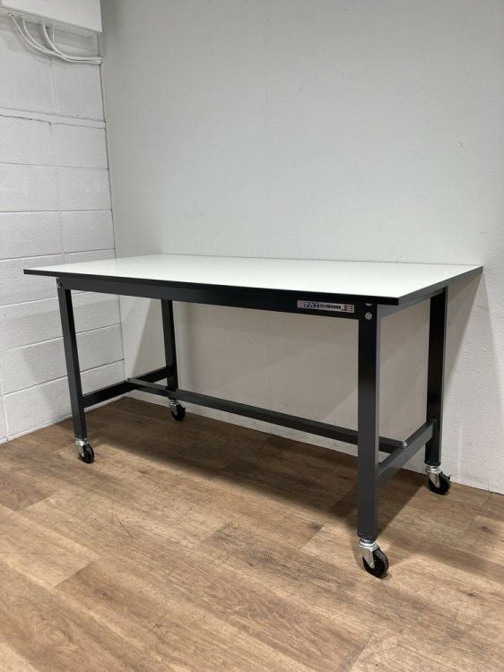 サカエ作業台 商品画像1