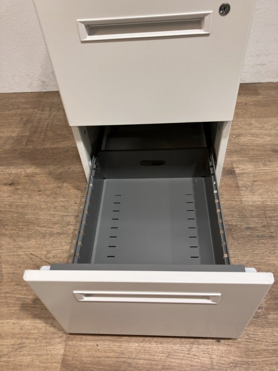 トヨスチール505シリーズ 脇机 商品画像6