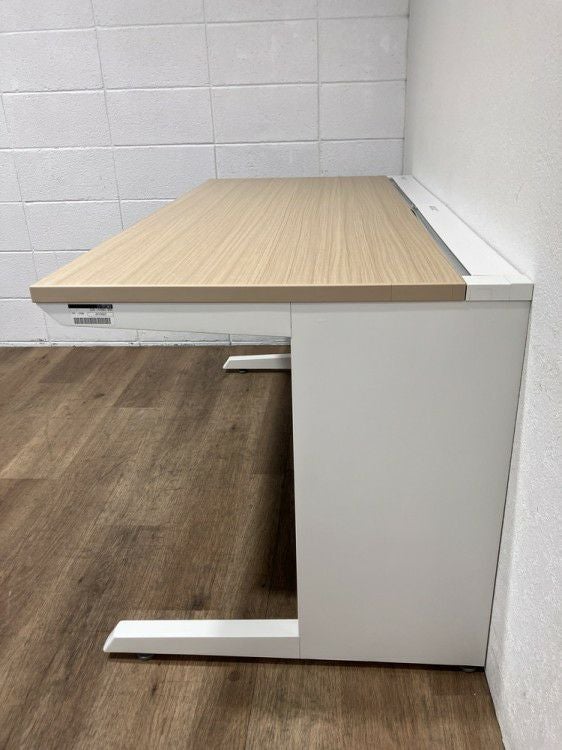 イトーキCZRシリーズ 1400平デスク 商品画像6