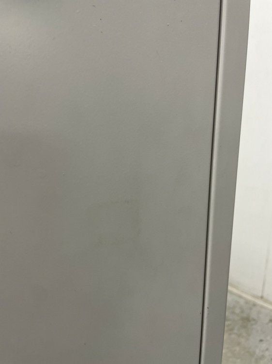 イトーキJ型シリーズ 3人用ロッカー 商品画像15