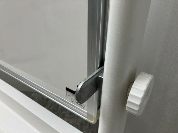 イトーキ脚付き両面ホワイトボード 商品画像3