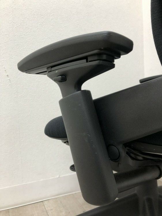 スチールケースリープ（Leap）シリーズ 可動肘付リープV2チェア 商品画像14