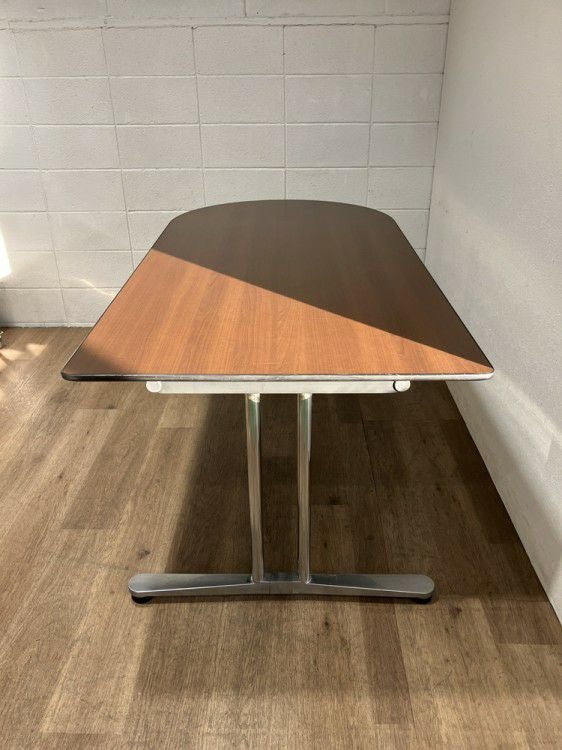 オカムラインターレイスシリーズ ミーティングテーブル 商品画像4