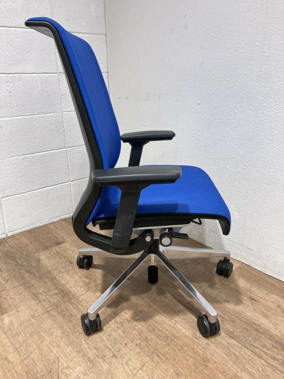 スチールケースシンク（Think）チェア 可動肘付シンクチェア 商品画像8