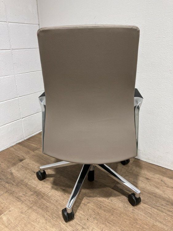 ウチダ（内田洋行）固定肘付ECチェア 商品画像7