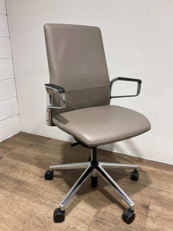 ウチダ（内田洋行）固定肘付ECチェア 商品画像11