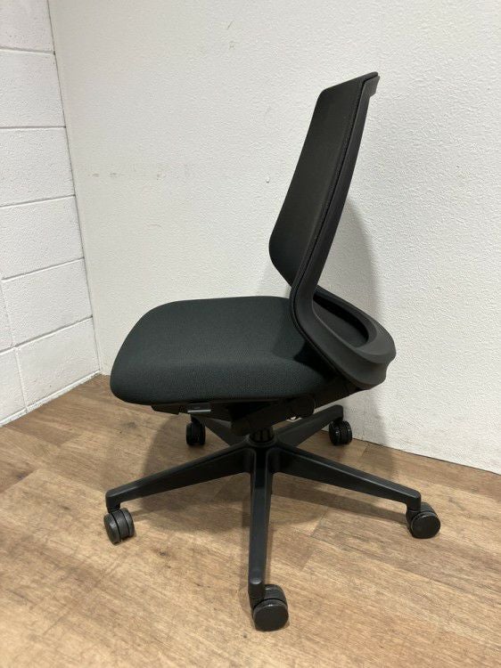 ウチダ（内田洋行）ニンバスチェア ニンバスチェア 商品画像6