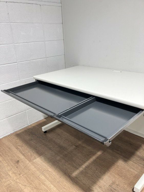 プラスフラットラインシリーズ 1200平デスク 商品画像5