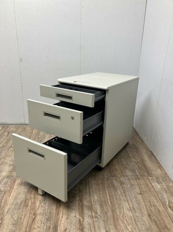 トヨスチール3段インサイドワゴン 商品画像7