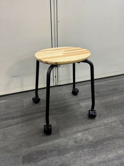 ウチダ（内田洋行）プラーシリーズ スツール 商品画像1