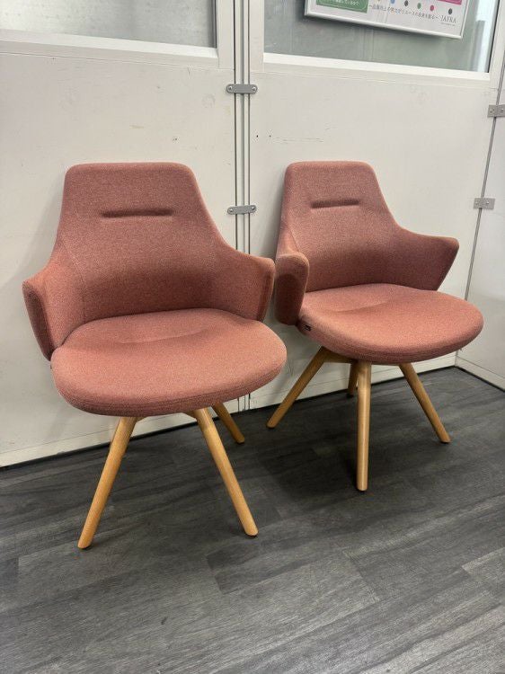 オカムラライブスエントリーチェア(Lives Entry Chair) ミーティングチェア2脚セット 商品画像1