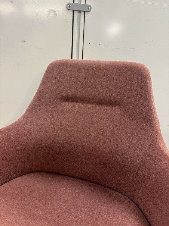 オカムラライブスエントリーチェア(Lives Entry Chair) ミーティングチェア2脚セット 商品画像4