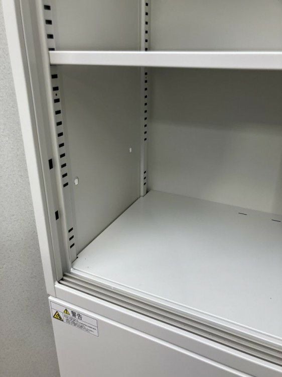 イトーキシンラインシリーズ 3扉引違い・3段ラテラル上下書庫 商品画像6