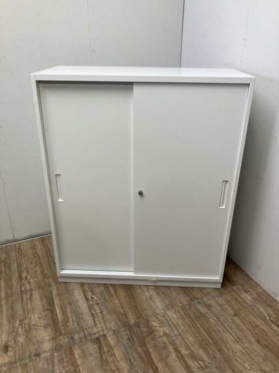 ナイキCWシリーズ 引違い書庫 商品画像1