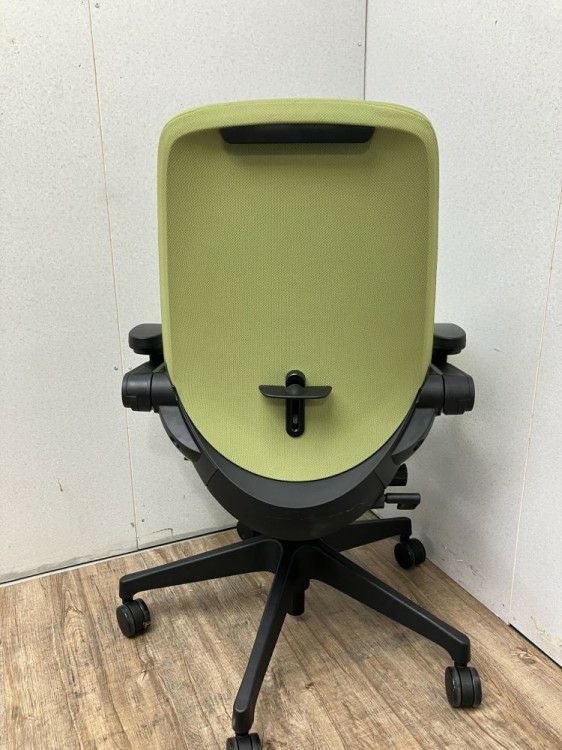 イトーキノート(nort)チェア 可動肘付ノートチェア 商品画像8