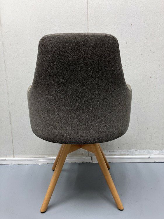 オカムラライブス　ワークチェアシリーズ ミーティングチェア 商品画像4