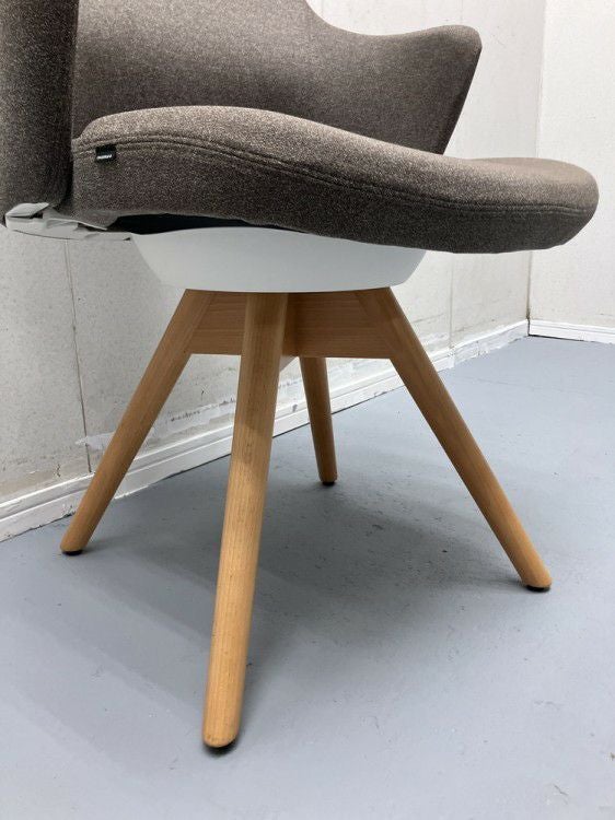 オカムラライブス　ワークチェアシリーズ ミーティングチェア 商品画像10