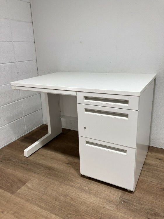 ウチダ（内田洋行）SCAENA（スカエナ）シリーズ　Sタイプ 1000片袖デスク 商品画像1