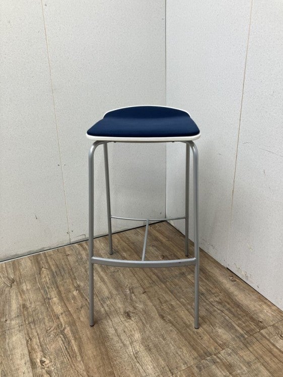オカムラハイチェア 商品画像2