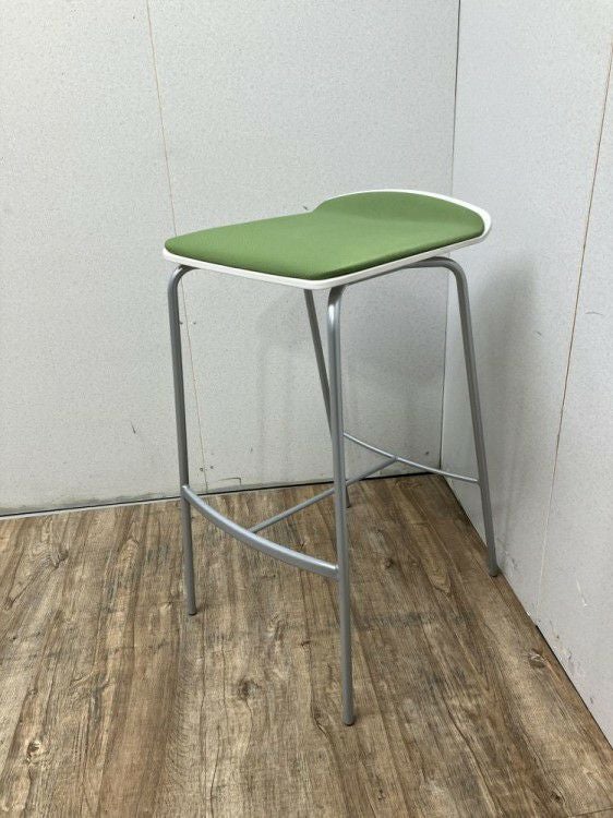 オカムラハイチェア 商品画像1