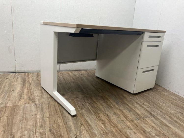 イトーキCZRシリーズ 1200片袖デスク 商品画像4