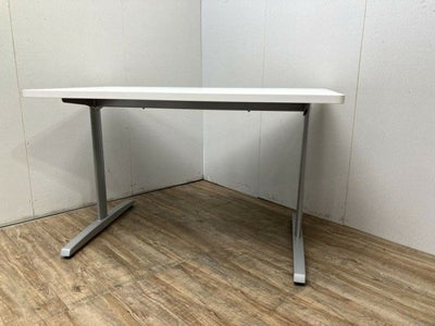 オカムラ1200ミーティングテーブル 商品画像1