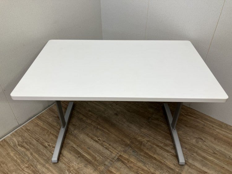 オカムラ1200ミーティングテーブル 商品画像4