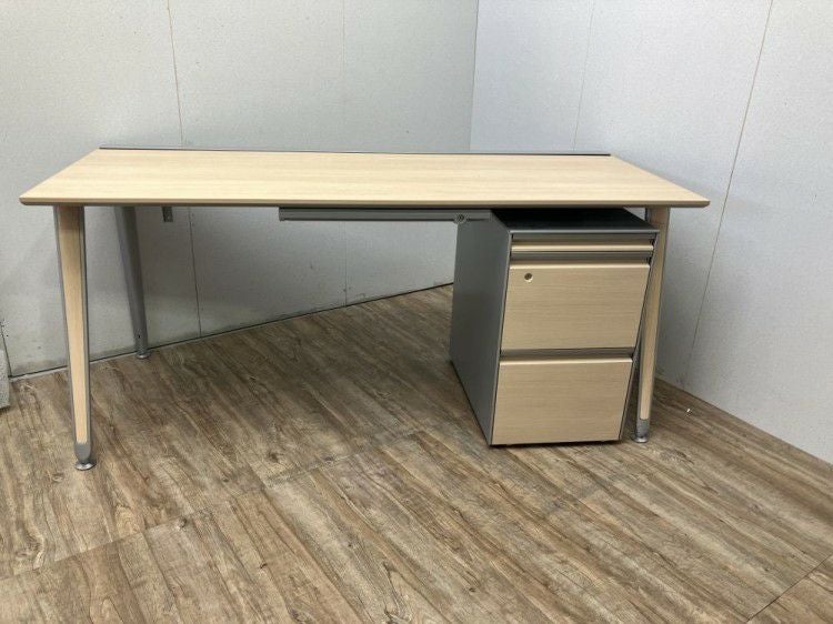 オカムラ1600平デスク+ワゴンセット 商品画像1